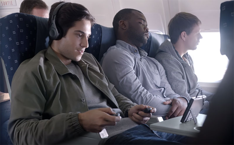 I don’t remember my tray table being that far away...